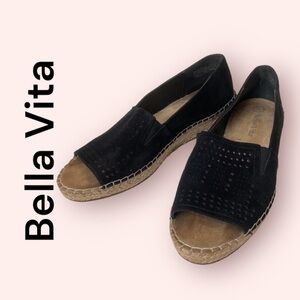 Bella vita cora suede open toe espadrilles, black sz 9